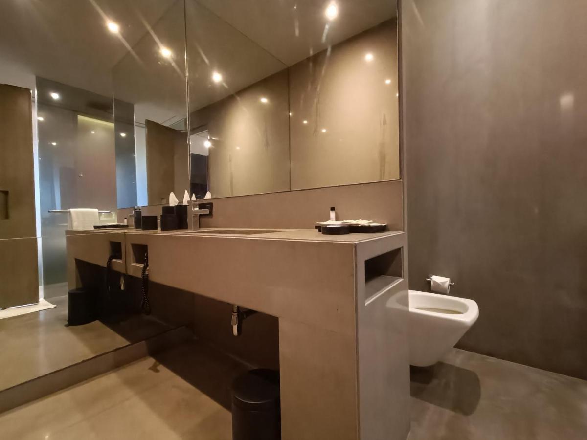 Boulevard By Design Hotel Chennai Extérieur photo