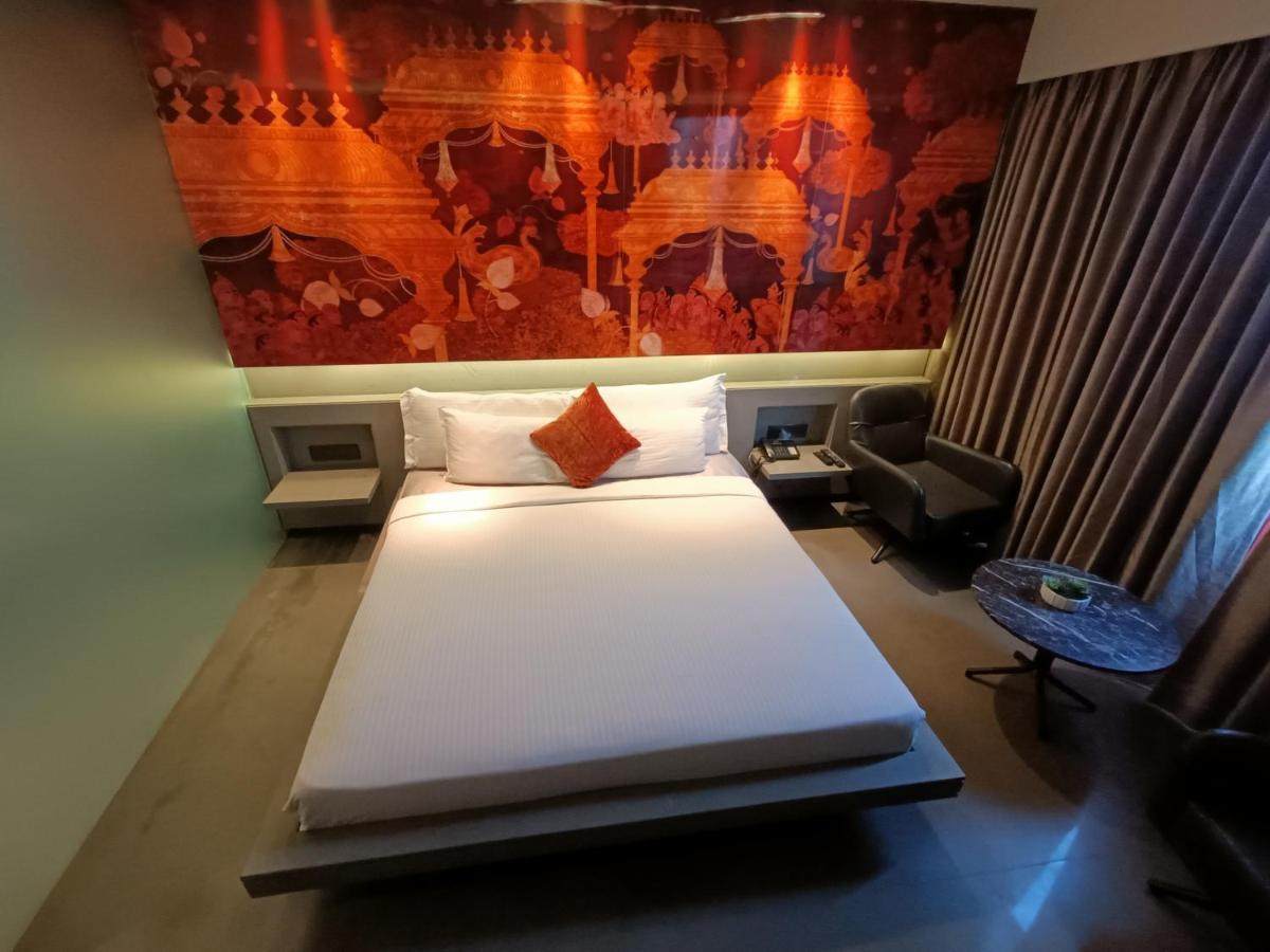 Boulevard By Design Hotel Chennai Extérieur photo