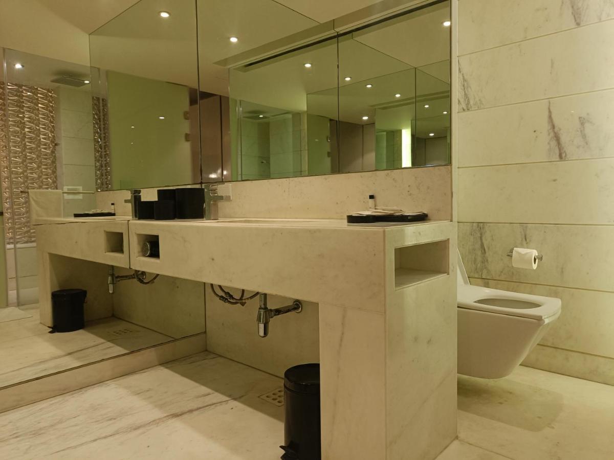 Boulevard By Design Hotel Chennai Extérieur photo