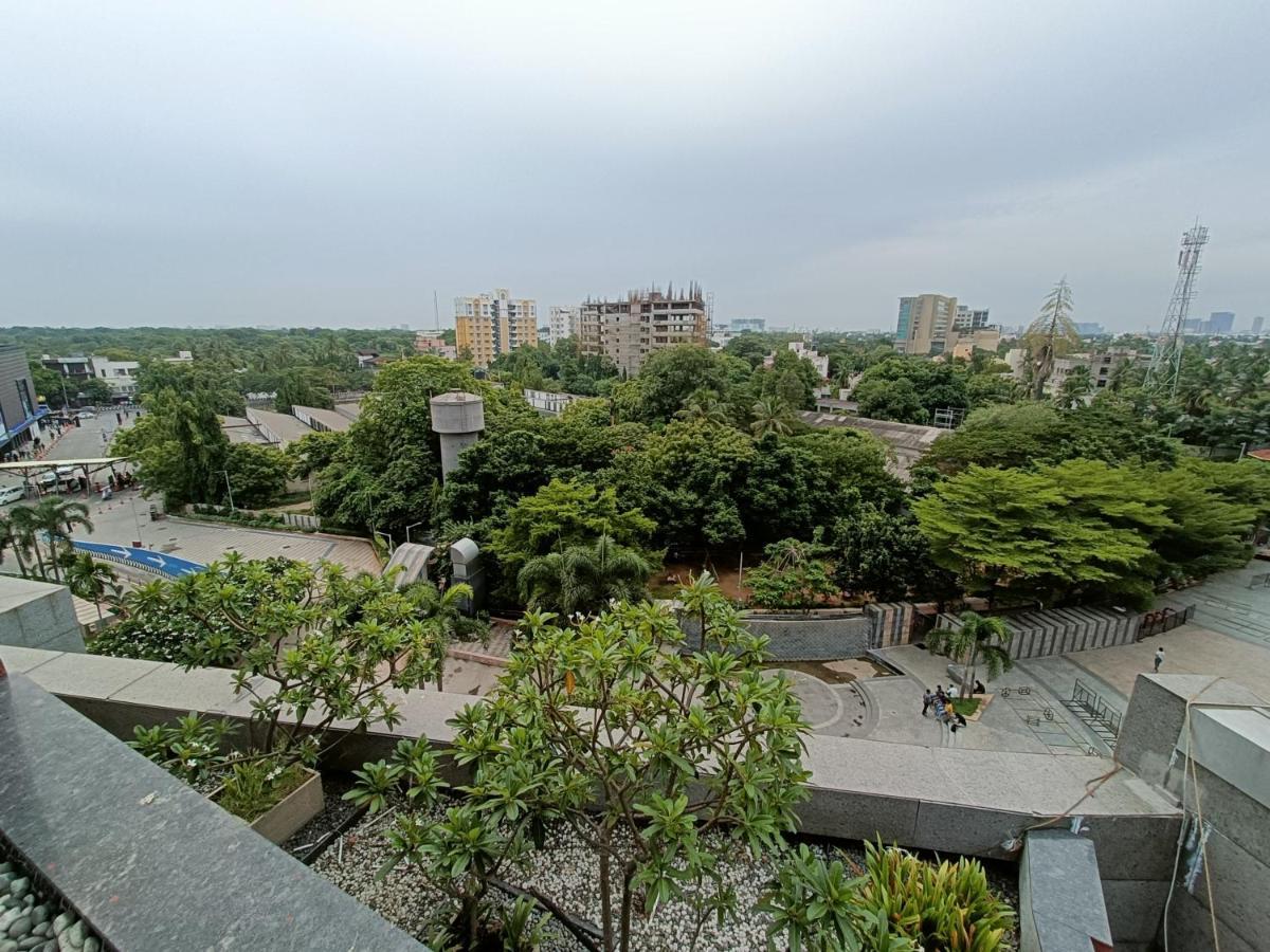 Boulevard By Design Hotel Chennai Extérieur photo
