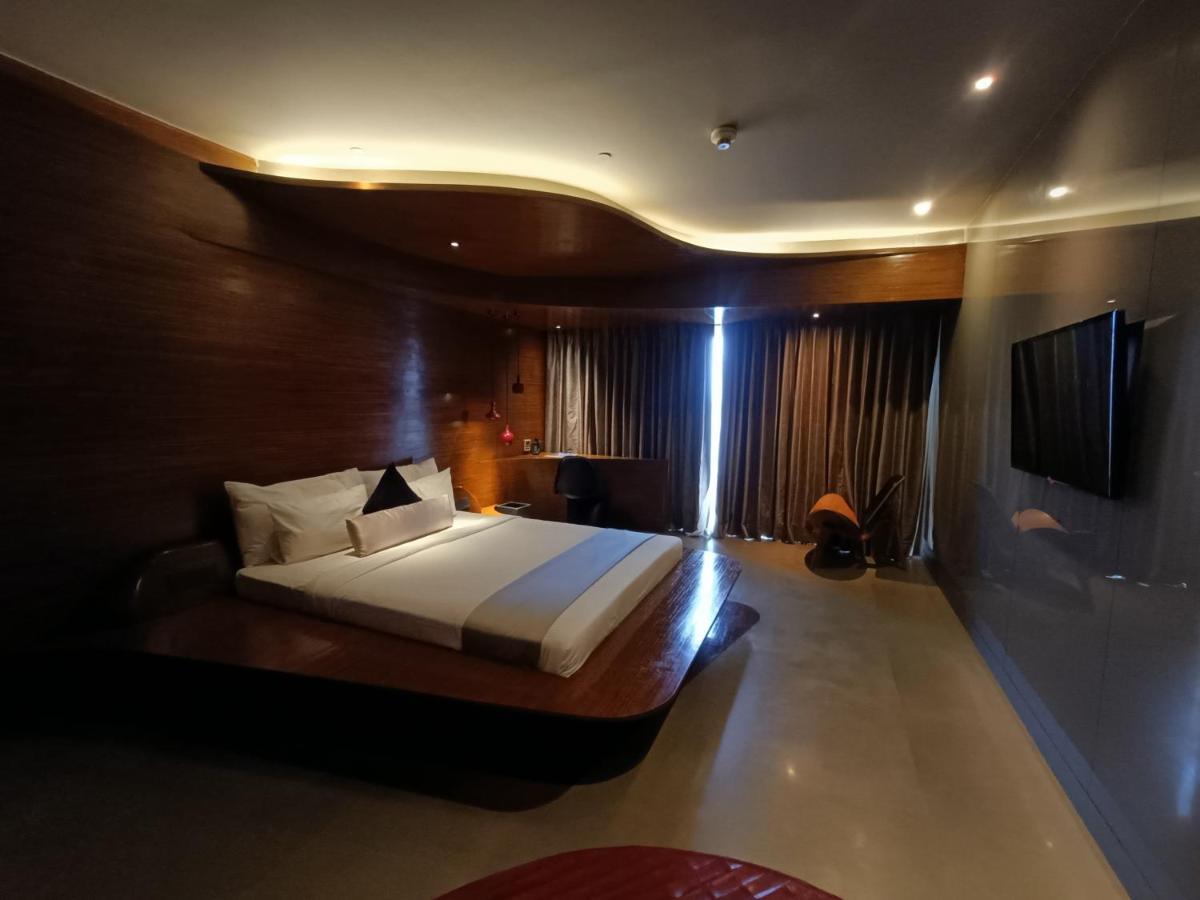 Boulevard By Design Hotel Chennai Extérieur photo