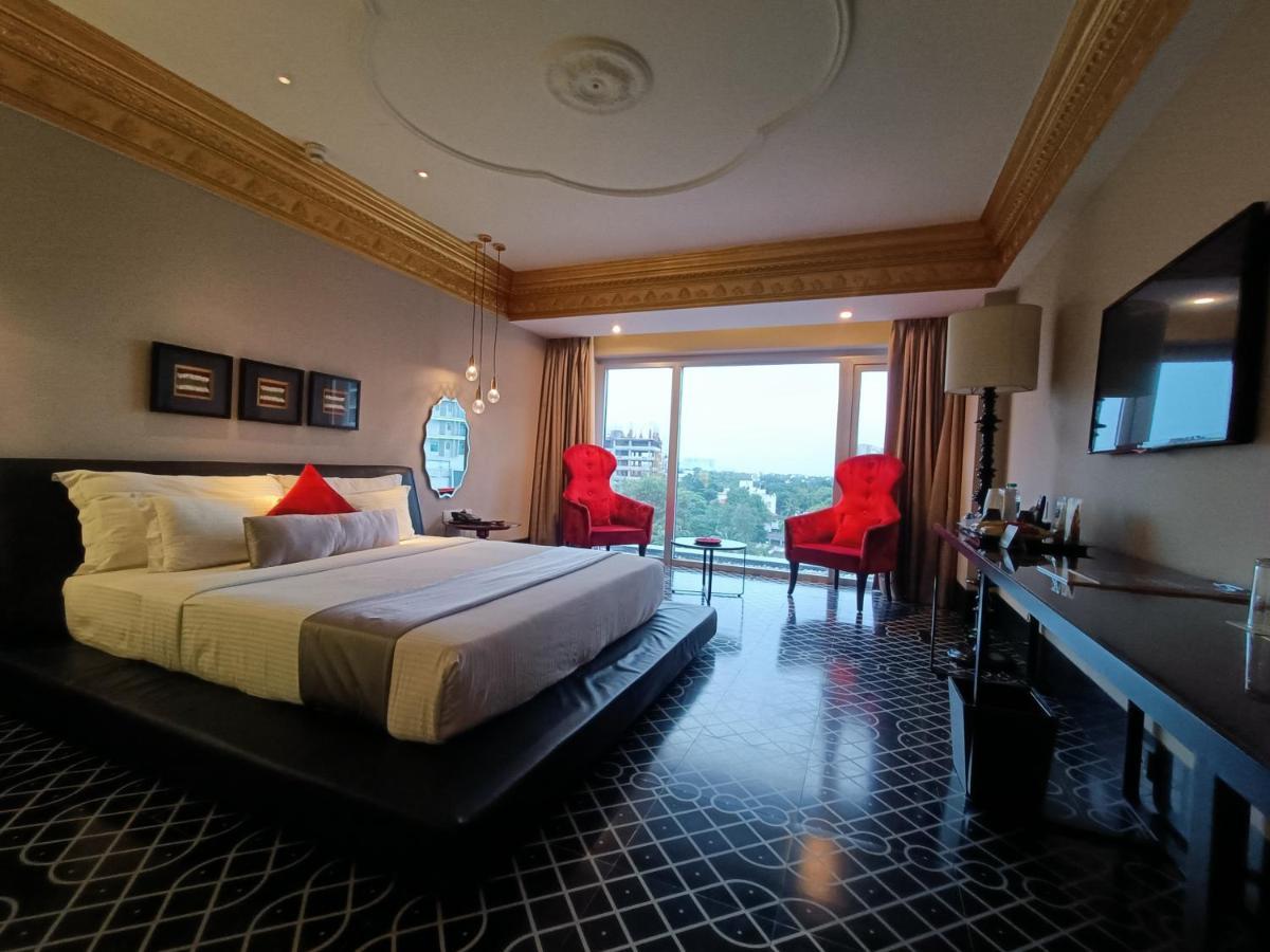 Boulevard By Design Hotel Chennai Extérieur photo