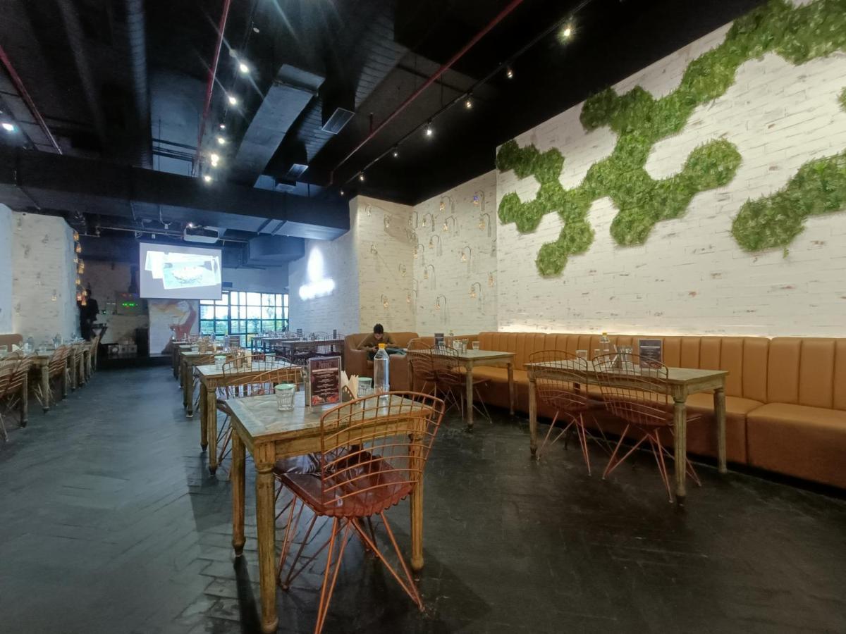 Boulevard By Design Hotel Chennai Extérieur photo