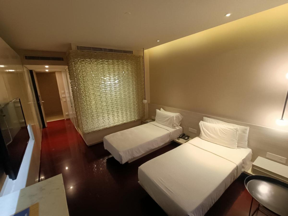 Boulevard By Design Hotel Chennai Extérieur photo