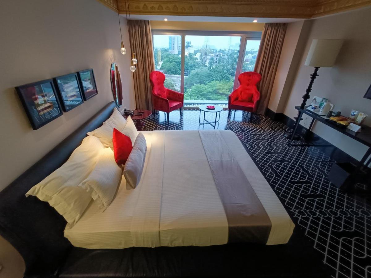 Boulevard By Design Hotel Chennai Extérieur photo