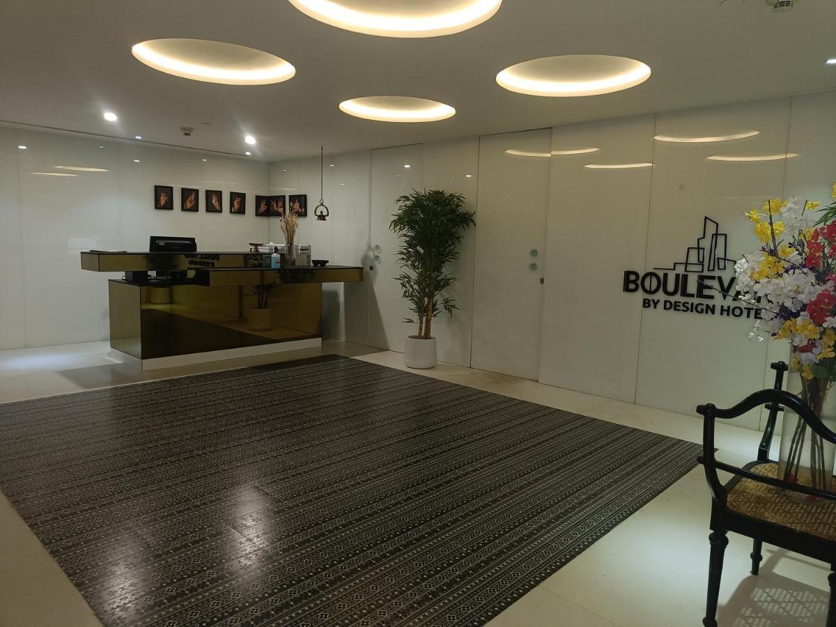 Boulevard By Design Hotel Chennai Extérieur photo