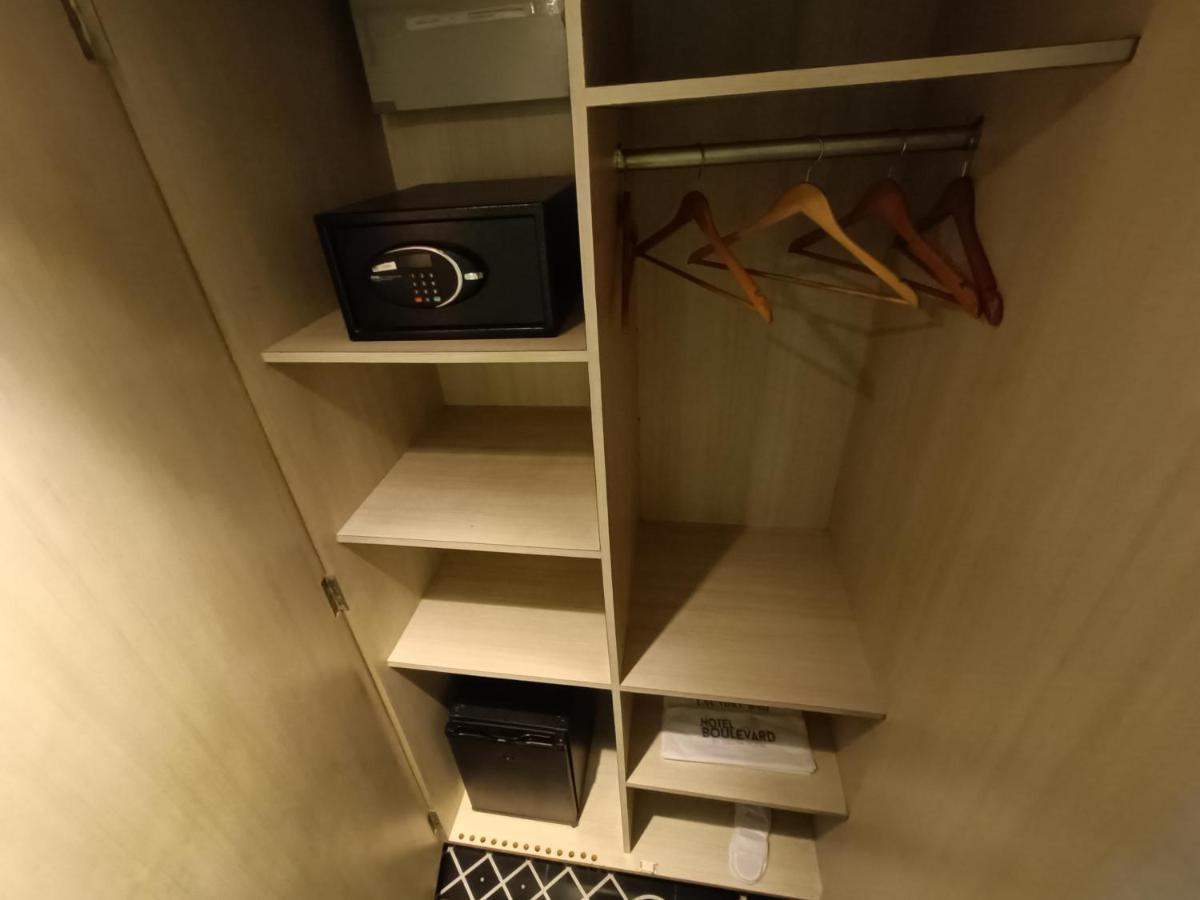 Boulevard By Design Hotel Chennai Extérieur photo