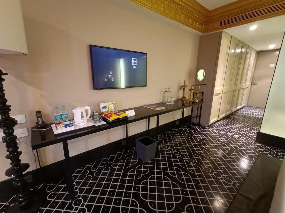 Boulevard By Design Hotel Chennai Extérieur photo